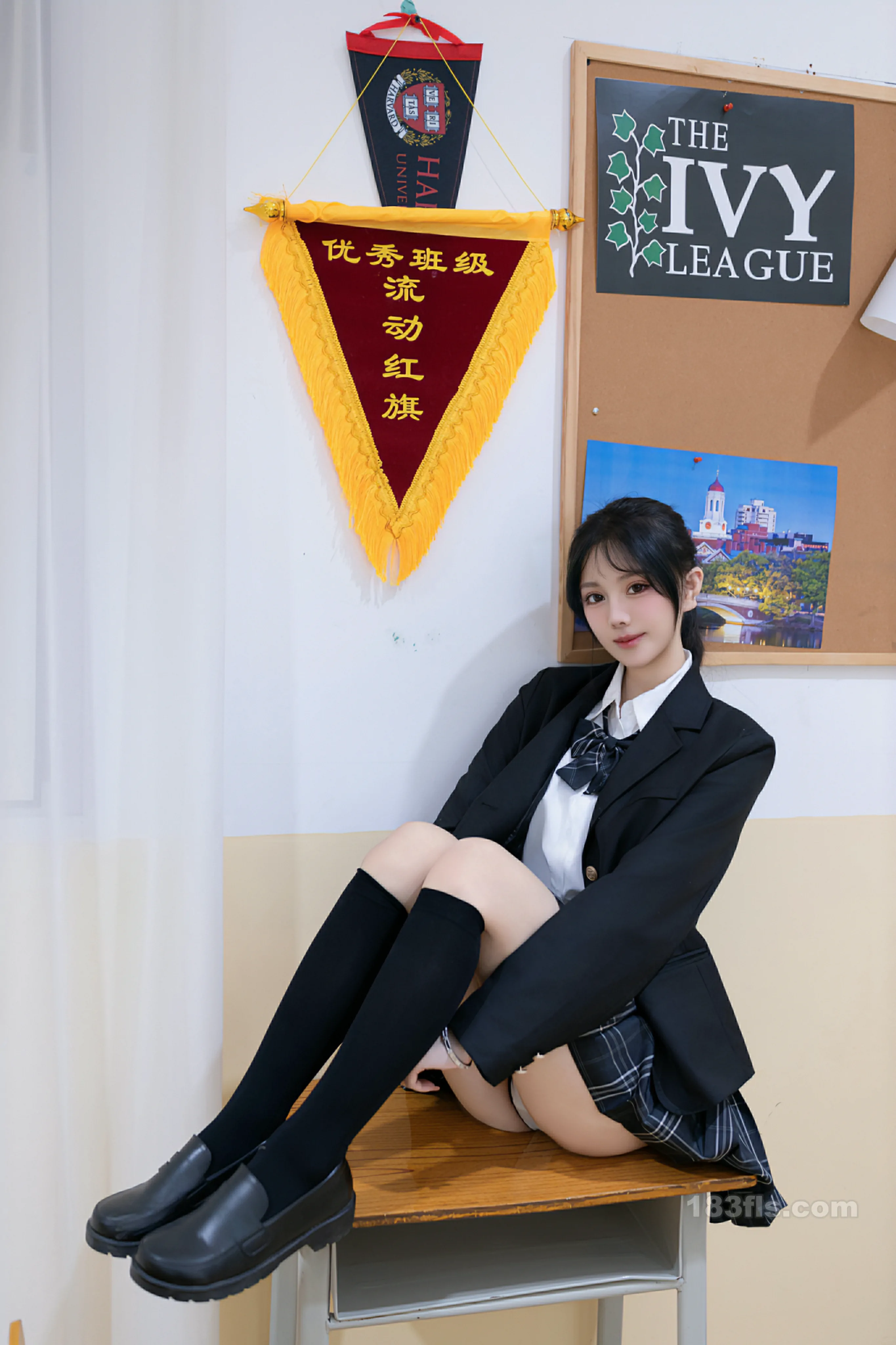 Gallery -         xiuren秀人网 - XiuRen 福利谢小蒽(幼幼)大尺度内购无码流出教室调教 - 妹妹美 - Sister Beauty -        - image 6